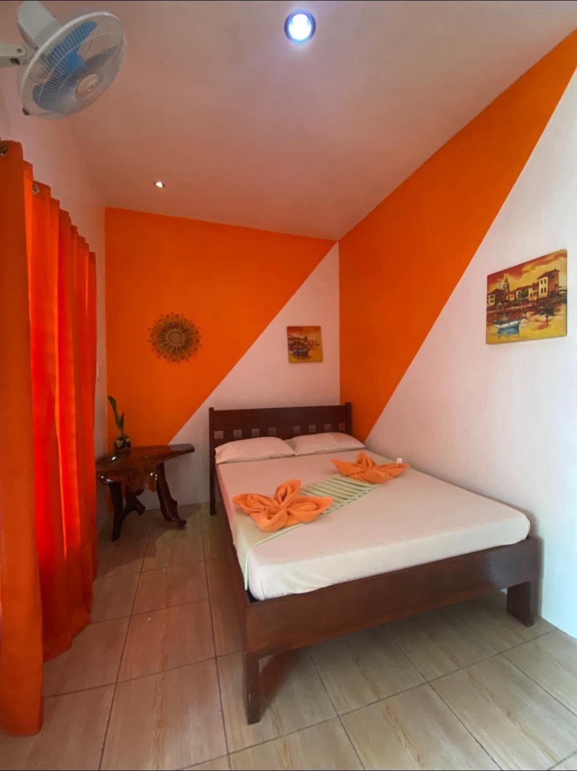 Pisces Tourist Inn - Port Barton San Vicente  Esterno foto